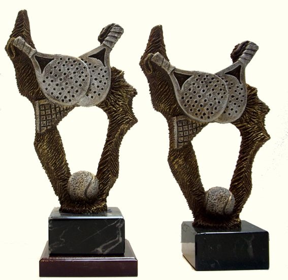 T15216-2 / FIGURA DEPORTIVA- PADEL